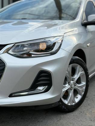 CHEVROLET ONIX 1.0 TURBO FLEX PLUS PREMIER AUTOMÁTICO